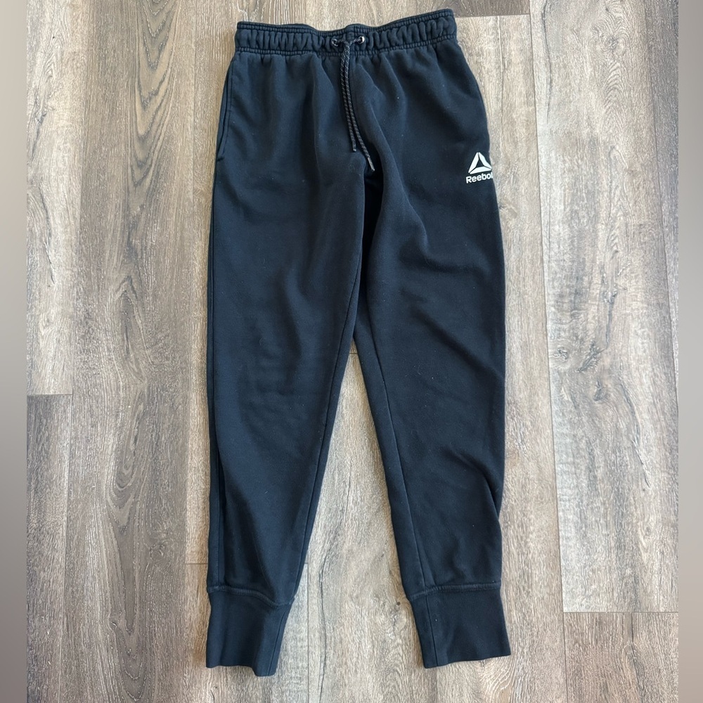 Reebok sweatpants.  Men’s size small. Black.